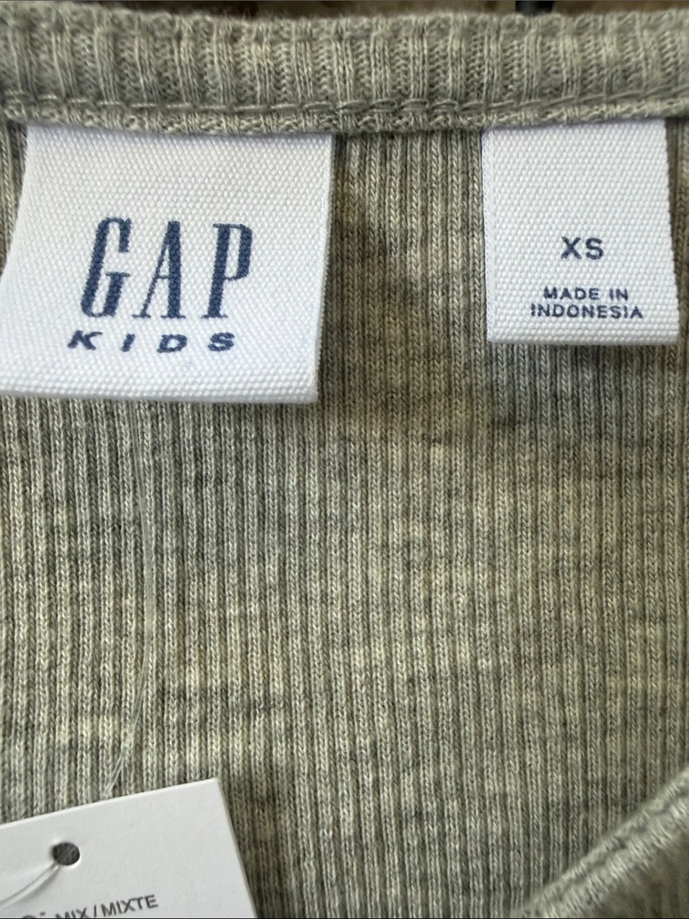 New Gap Long-Sleeve Knot Front Top - Light Gray